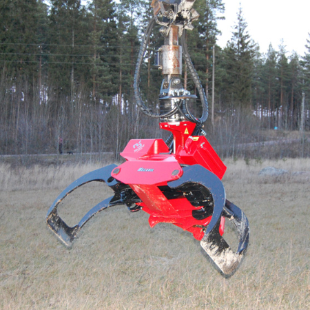 Mecanil SG280 grapple saw with standard log grapple claws for cranes and knucklebooms.